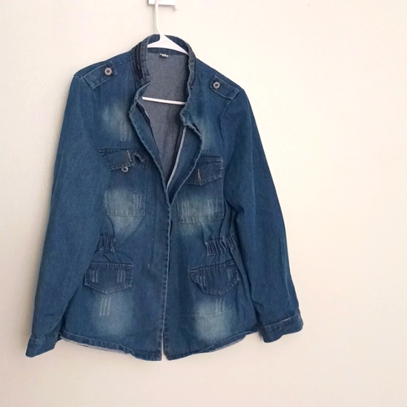 Jackets & Blazers - Jacket